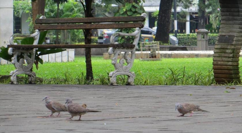 Hotel Bintang Wisata Mandiri Jakarta Extérieur photo