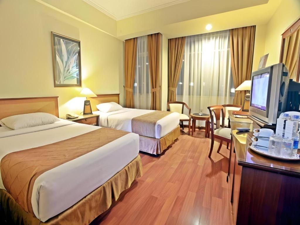 Hotel Bintang Wisata Mandiri Jakarta Extérieur photo