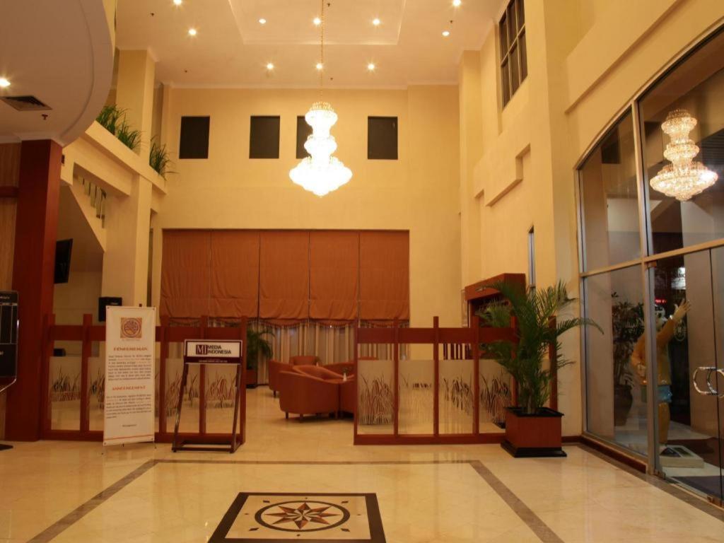 Hotel Bintang Wisata Mandiri Jakarta Extérieur photo