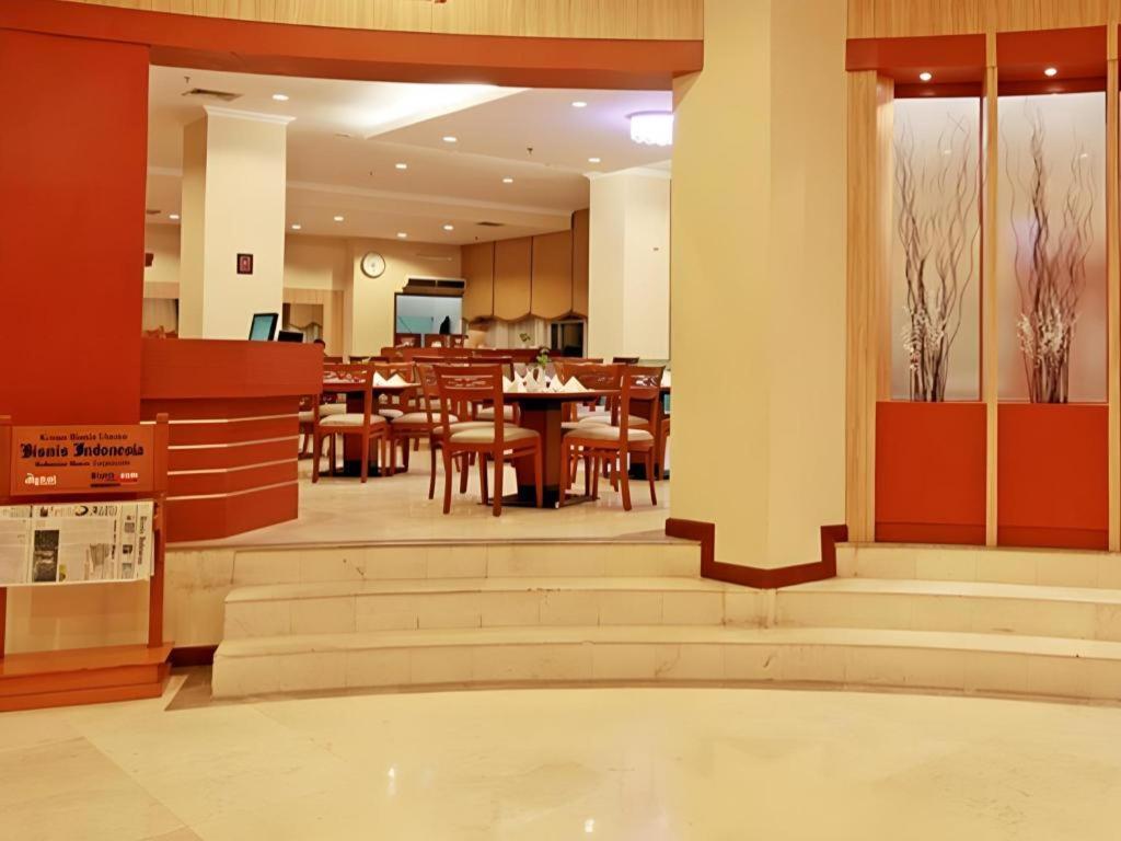 Hotel Bintang Wisata Mandiri Jakarta Extérieur photo