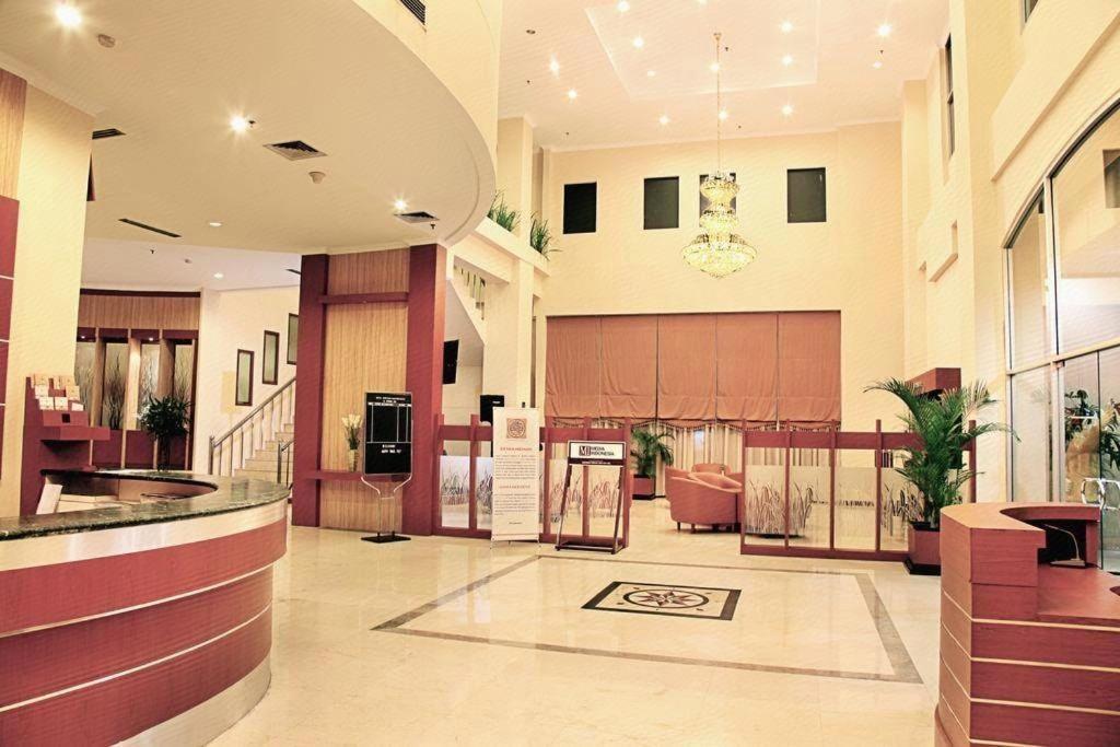 Hotel Bintang Wisata Mandiri Jakarta Extérieur photo