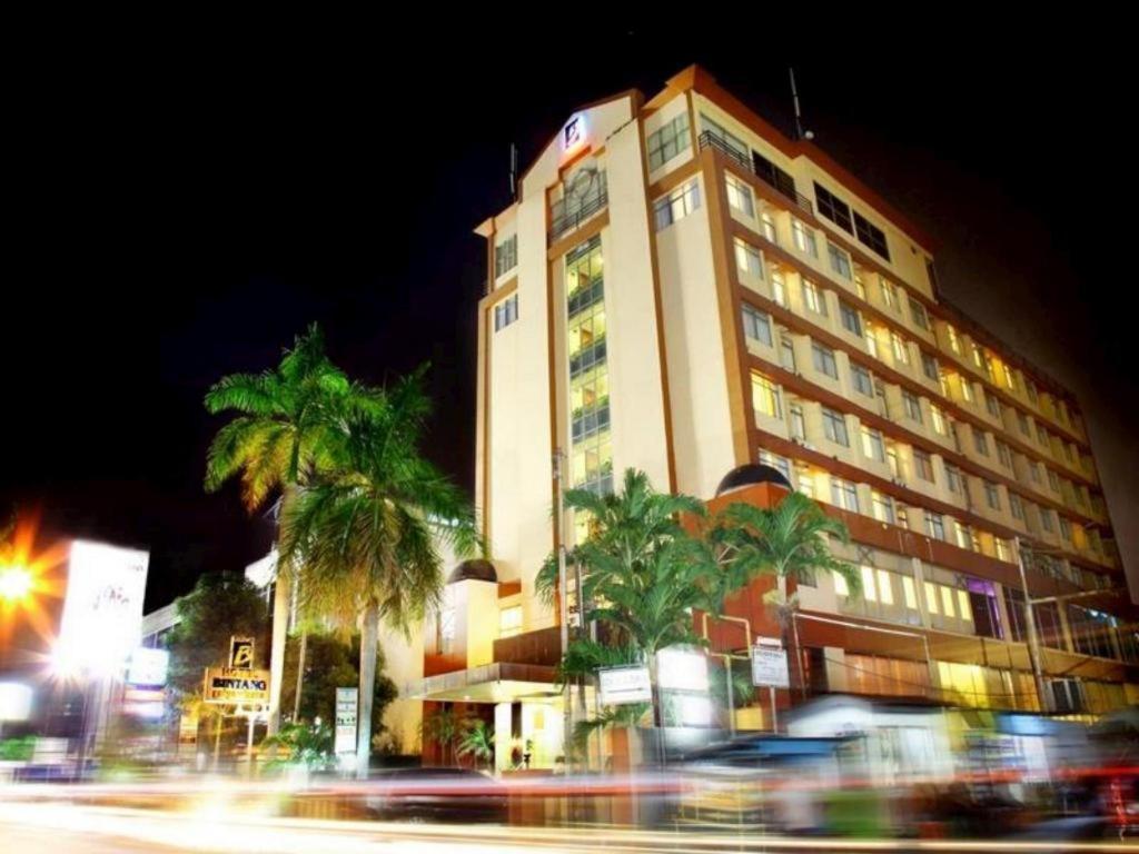 Hotel Bintang Wisata Mandiri Jakarta Extérieur photo